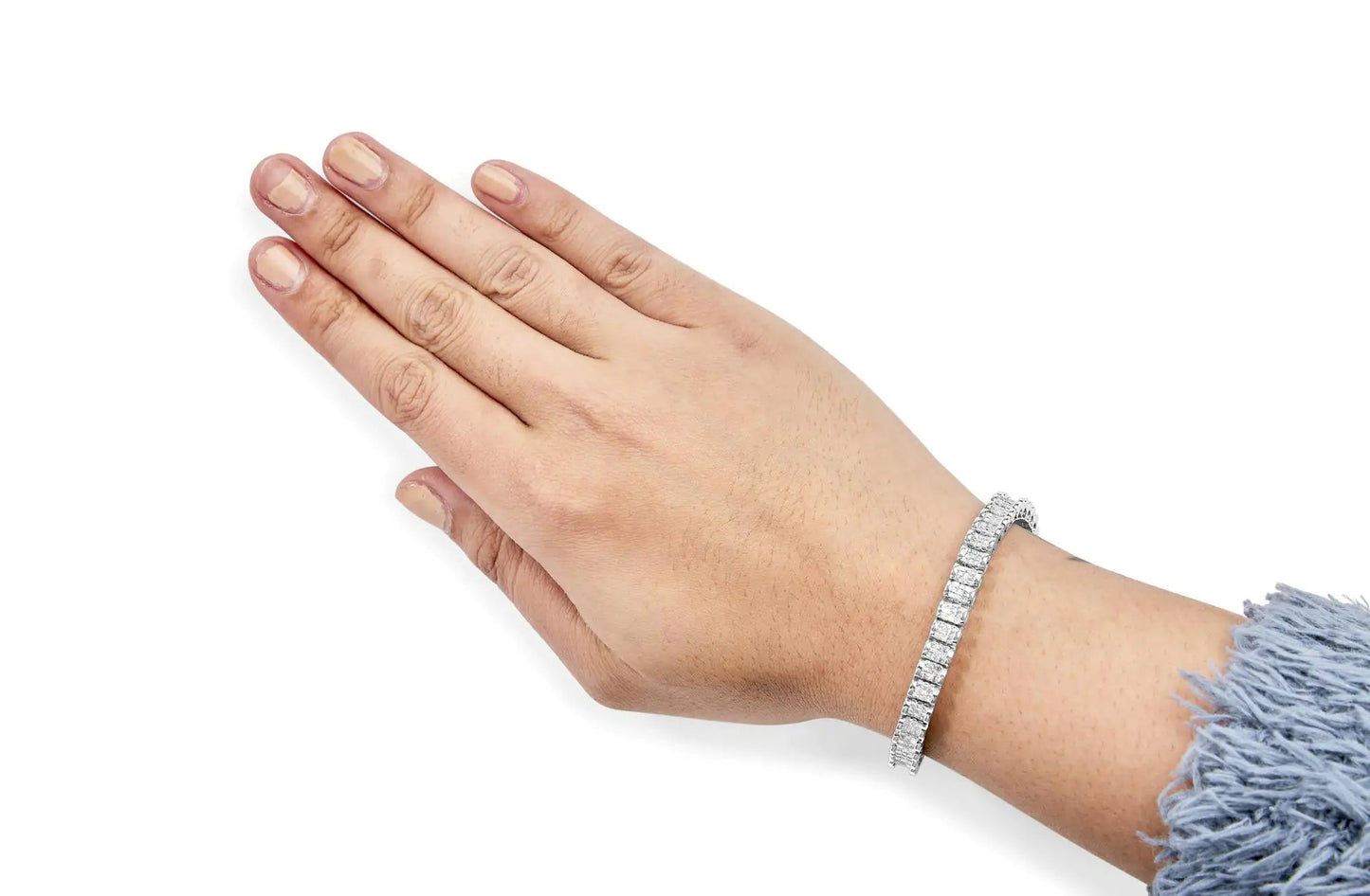 14K White Gold 5.00 Cttw Invisible Set Princess-Cut Diamond Belt and Buckle Tennis 7" Bracelet (H-I Color, SI1-SI2 Clarity) WEM Support (www.WEM.support)